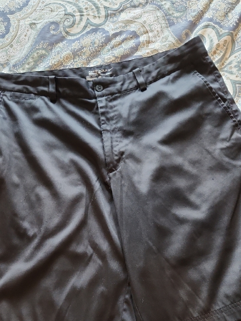 Lot Of 3 Pairs Men's Gold Shorts Nike Eddie Bauer 32 Degrees - Picture 2 of 14